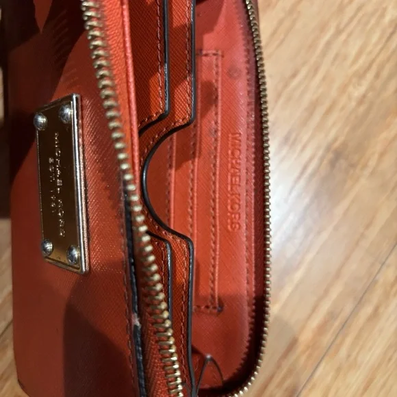 Michael Kors Red Medium Large Zip Wallet - Picture 7 of 9